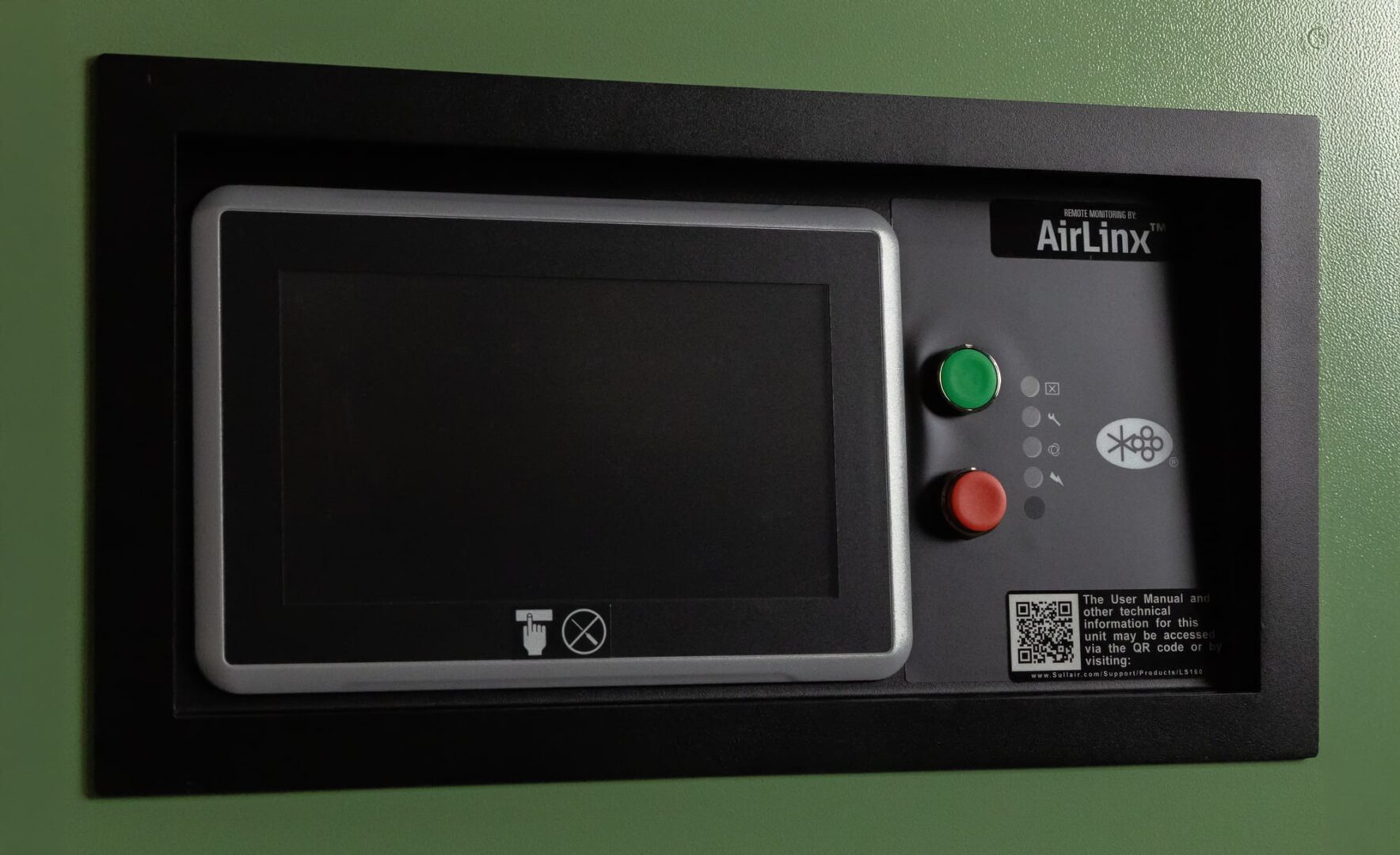 industrial air compressor with pre-installed Airlinx remote monitoring system by Sullair